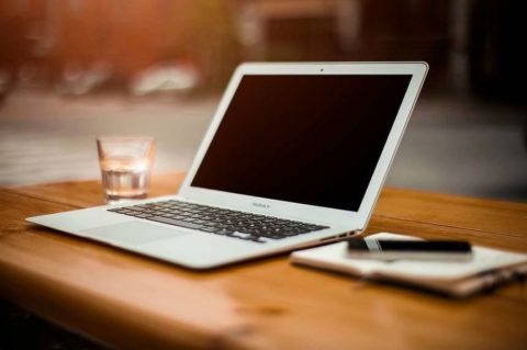 APPLE REDESIGNS ITS BUTTERFLY KEYBOARD IN NEW MACBOOK PRO..